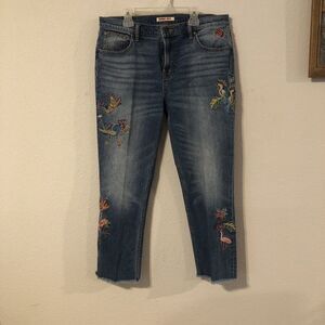 Johnny Was Medium Wash Embroidered Zoe Cropped Boyfriend Straight Leg Jeans 29